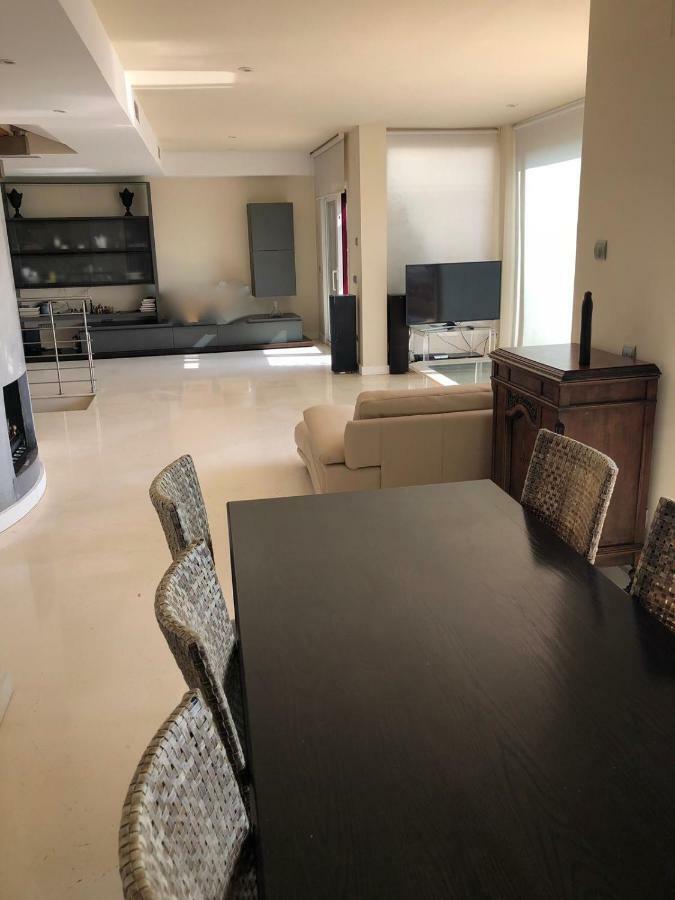 Atico-Duplex Primera Linea De Playa En El Centro De Estepona Bagian luar foto