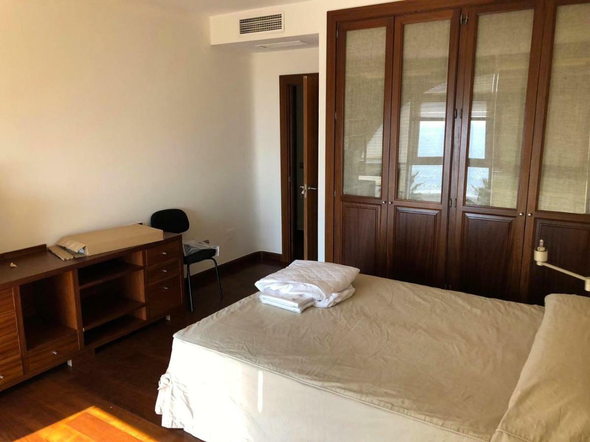 Atico-Duplex Primera Linea De Playa En El Centro De Estepona Bagian luar foto